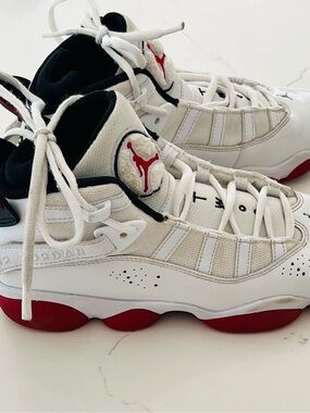 Jordan 6 Rings BoysWhite University Red Black Retro Low-Top Basketball Sneakers